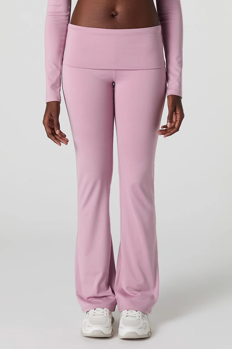 Pantalon à jambe évasée et taille repliée Active