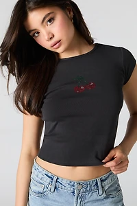 T-shirt ajusté garni de pierres du Rhin en forme cerise