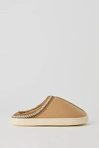 Pantoufles à garniture brodée doublée de similifourrure