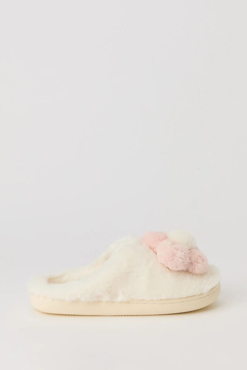 Pantoufles avec fleur en similifourrure