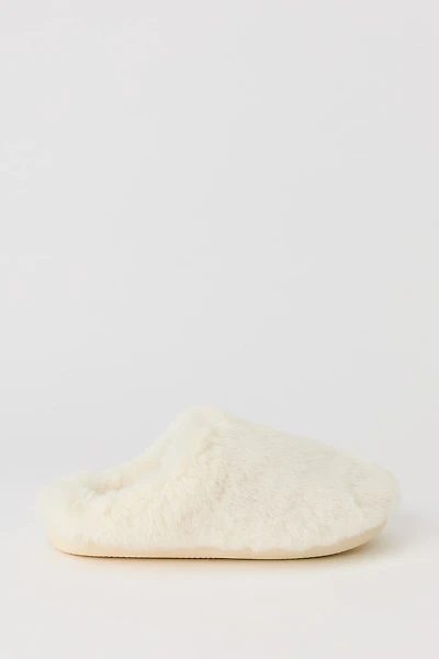 Pantoufles en similifourrure