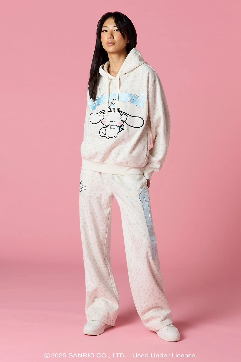 Cinnamoroll™ Holiday Graphic Wide Leg Sweatpant