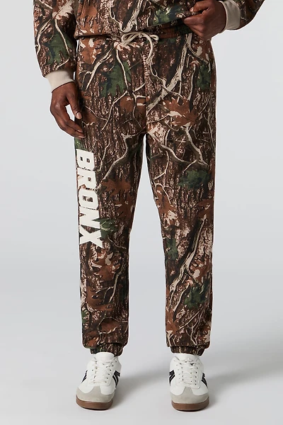 Jogger en molleton avec empiècement et motif camouflage