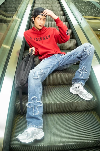 Cross Patch Baggy Jean