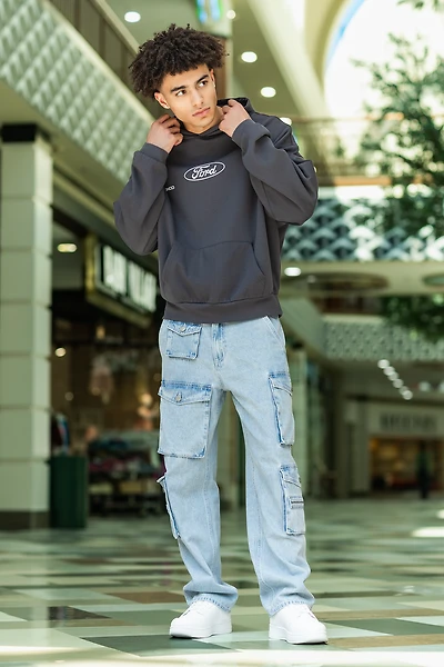 Zipper Pocket Baggy Cargo Jean
