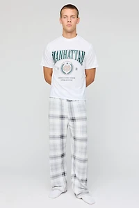 Ensemble pyjama avec t-shirt imprimé et pantalon en peluche à carreaux