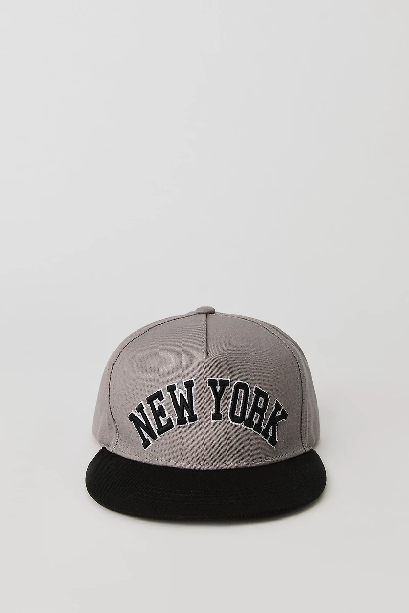 Casquette à ajustement arrière broderie City deux tons