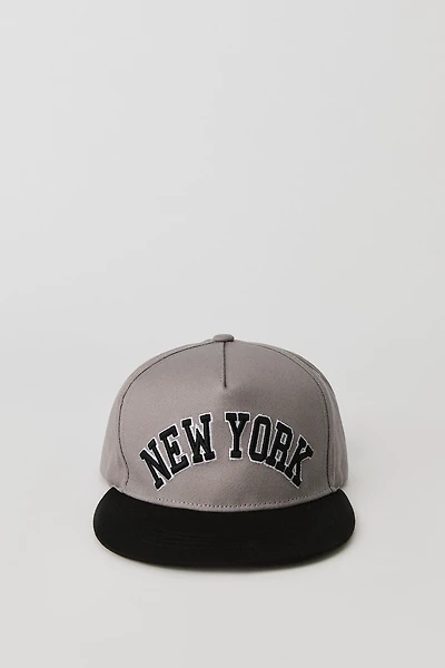 Casquette à ajustement arrière broderie City deux tons