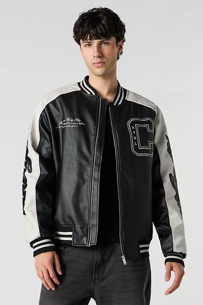 Blouson de style universitaire en similicuir avec motif brodé sergé