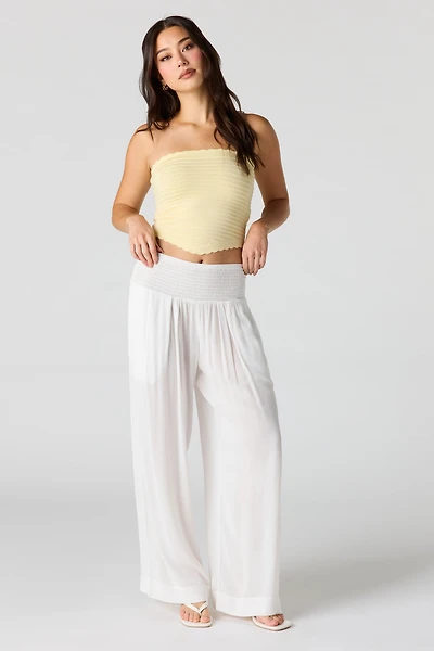 Pantalon à jambe large avec taille smockée