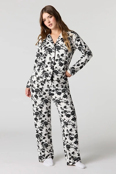 Ensemble pyjama avec chemisier boutonné imprimé et pantalon