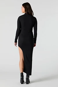 Robe midi moulante côtelée avec fante et col roulé