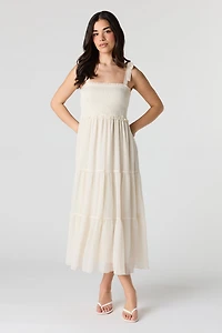 Robe midi volantée smockée en chiffon