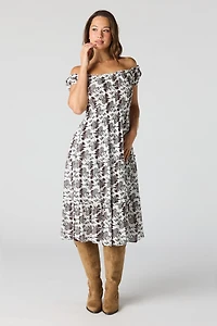 Robe midi volantée imprimée avec épaules dénudées