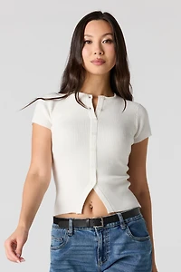 Haut boutonné en tricot côtelé à manches courtes