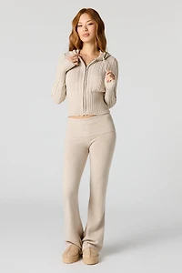 Pantalon à jambe évasée en tricot avec bande pliée