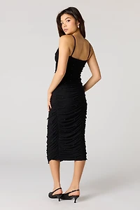 Robe maxi ruchée en filet avec similiperles