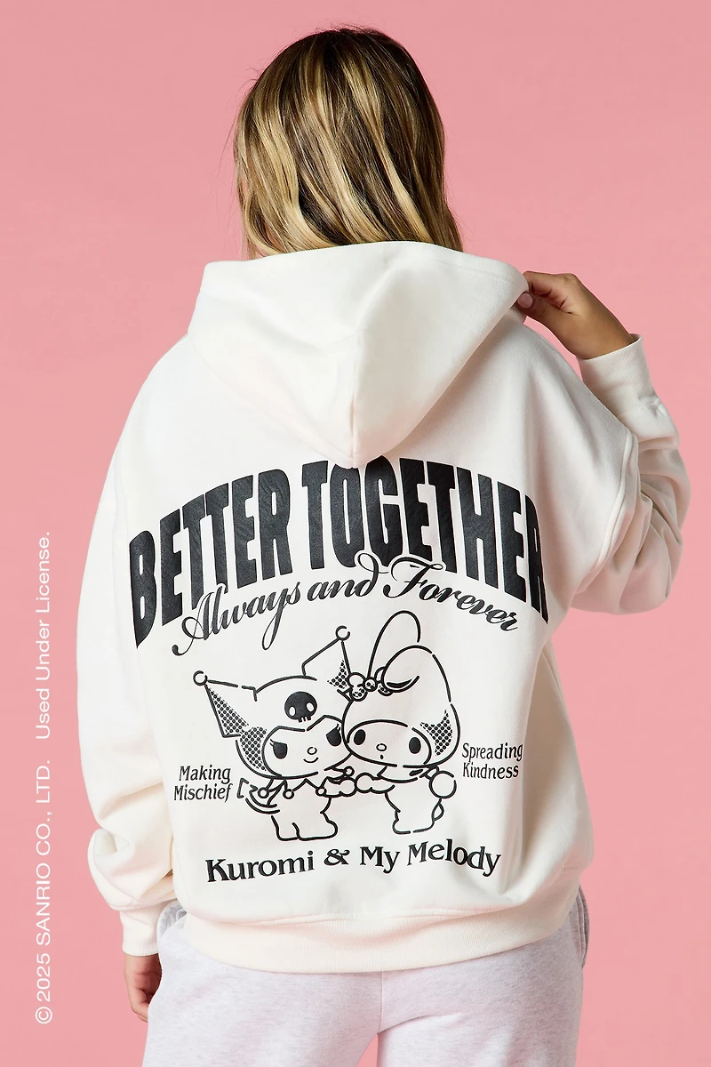 Haut à capuchon en molleton avec motif brodé Kuromi™ & My Melody™