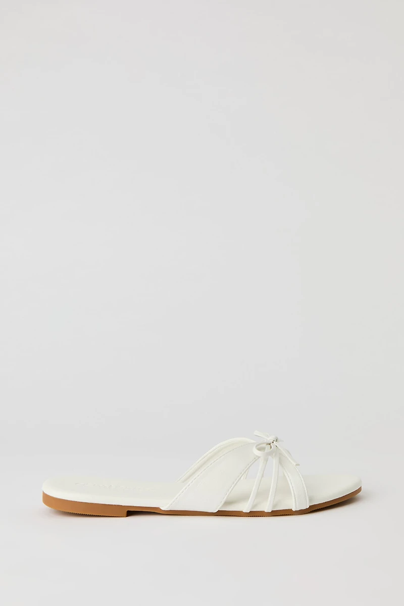 Sandales avec brides et boucles