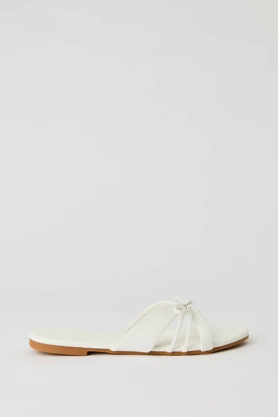 Sandales avec brides et boucles