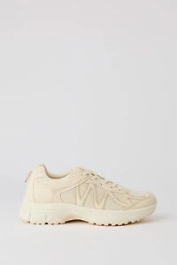 Mesh Sneaker