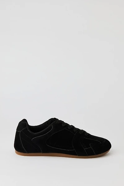 Retro Sneaker