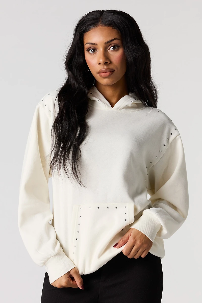 Haut à capuchon en molleton avec pierres du Rhin