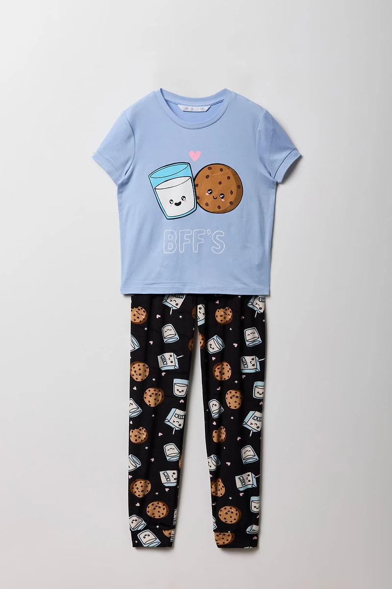 Girls Cute Graphic T-Shirt & Printed Velour Pajama Set