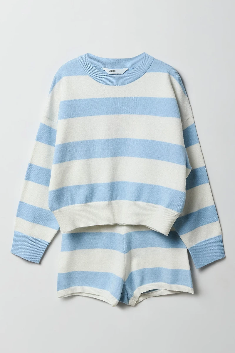 Ensemble avec haut en tricot rayé à manches longues et short pour fille