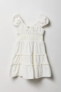 Robe volantée à manches courtes et pois suisses pour fille