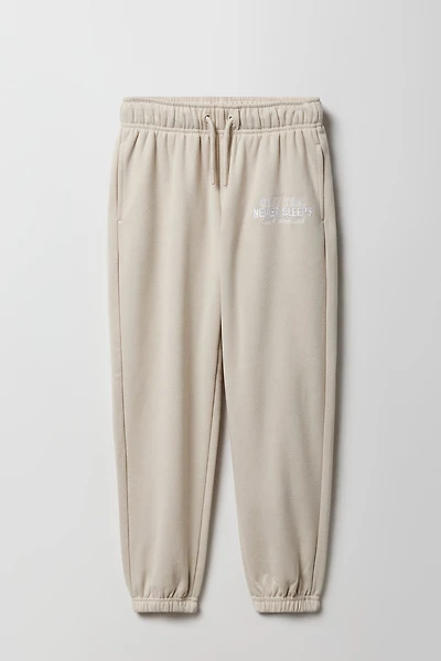 Girls Oversized Embroidered Fleece Jogger