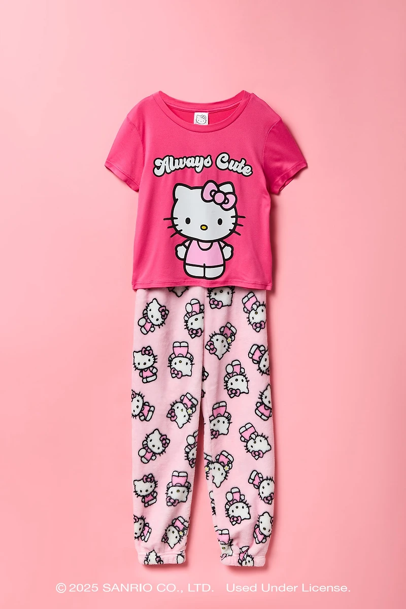 Hello Kitty® T-Shirt & Pant Pajama Set