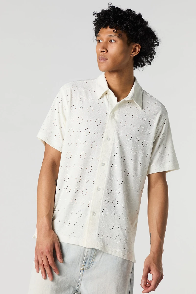 Haut en broderie anglaise boutonné à manche courte