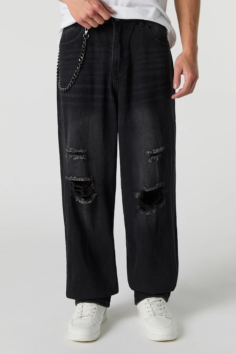 Distressed Baggy Jean with Chain