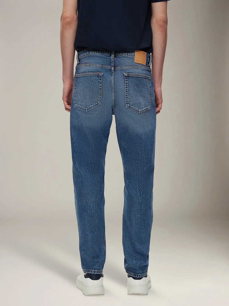 Lioren Straight Leg Jeans