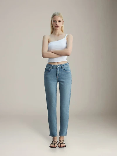 Rebecca Slim Straight Jeans