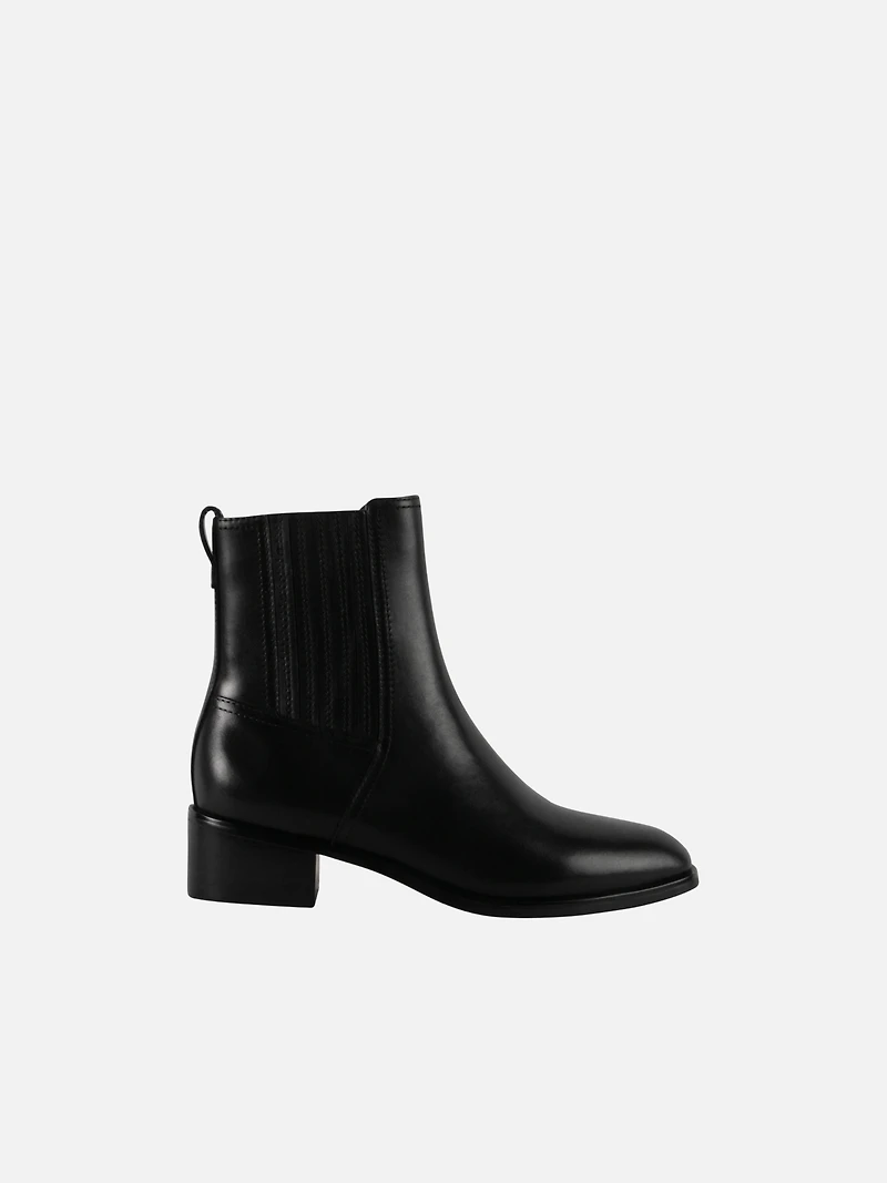 Sesha Waterproof Leather Chelsea Boot