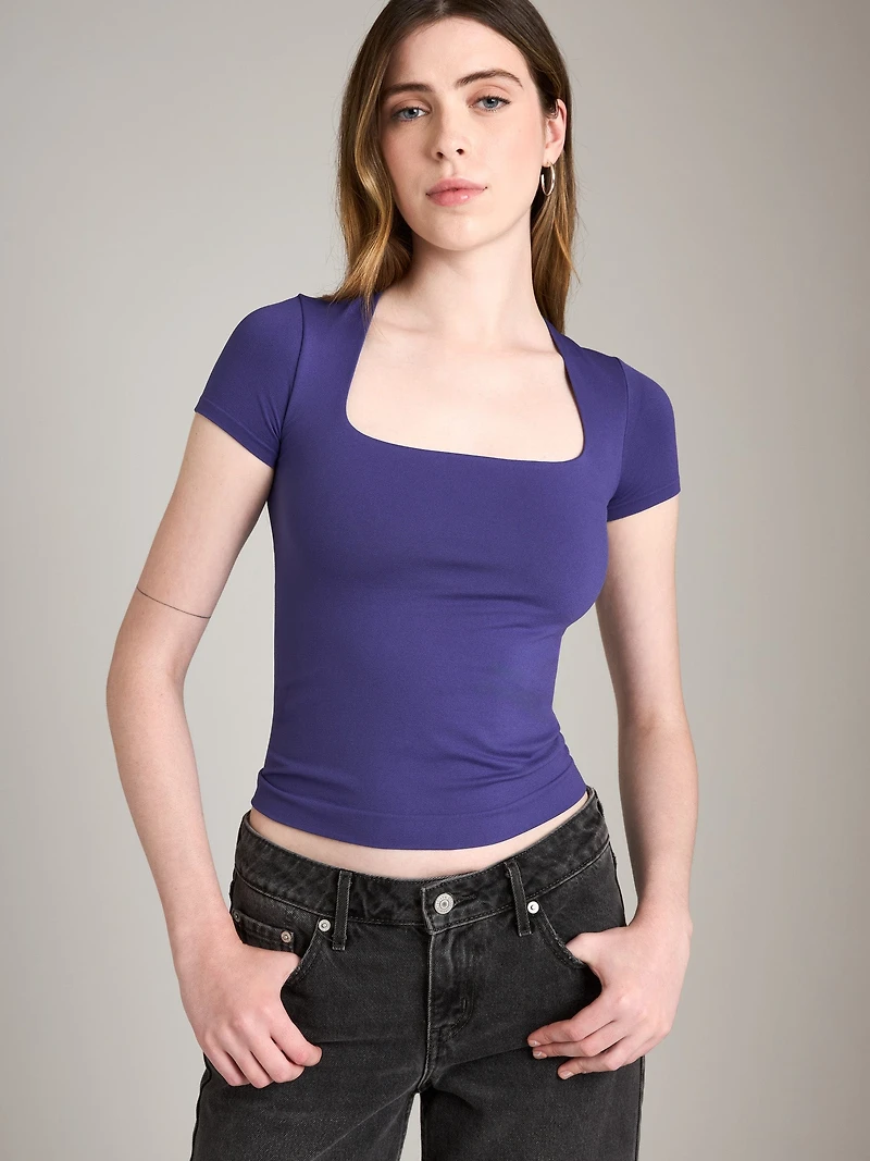 Seamless Carina Square Neck Baby Tee