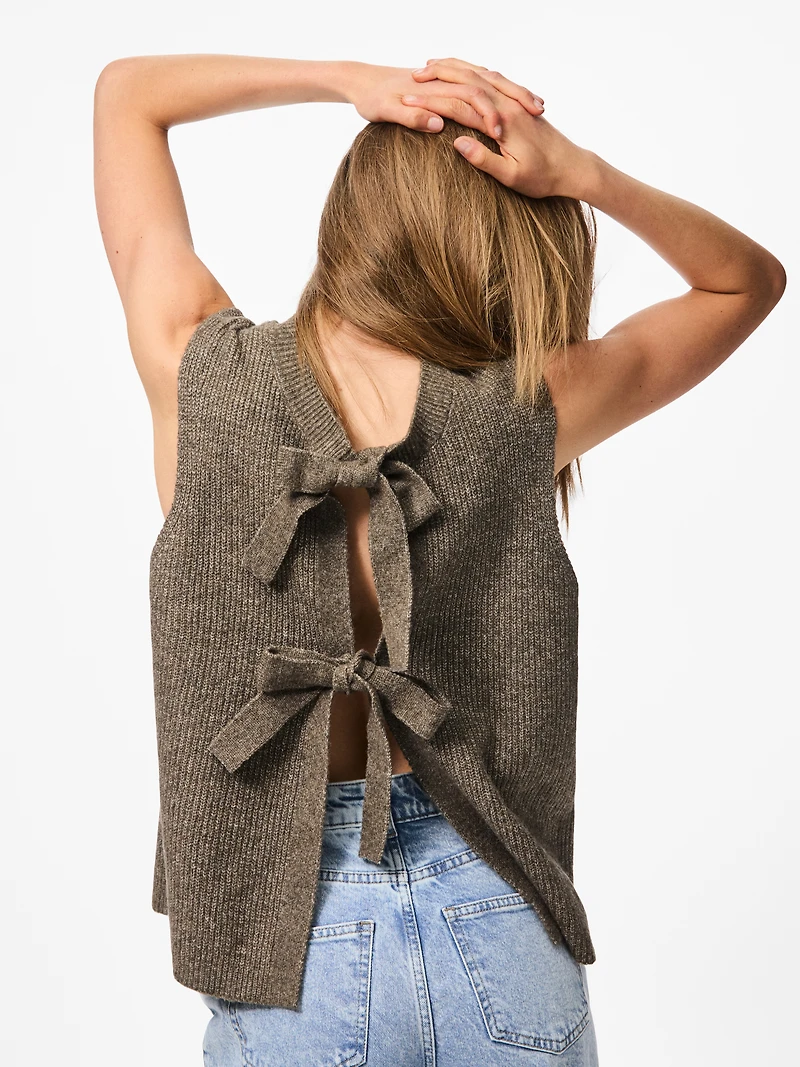 Silly Reversible Tie Vest