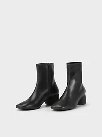 Livia Ankle Boot