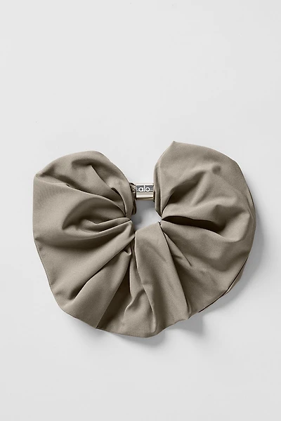 Bead It Oversized Scrunchie - Light Cocoa