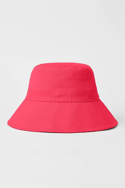 Weekender Bucket Hat - Candy Red