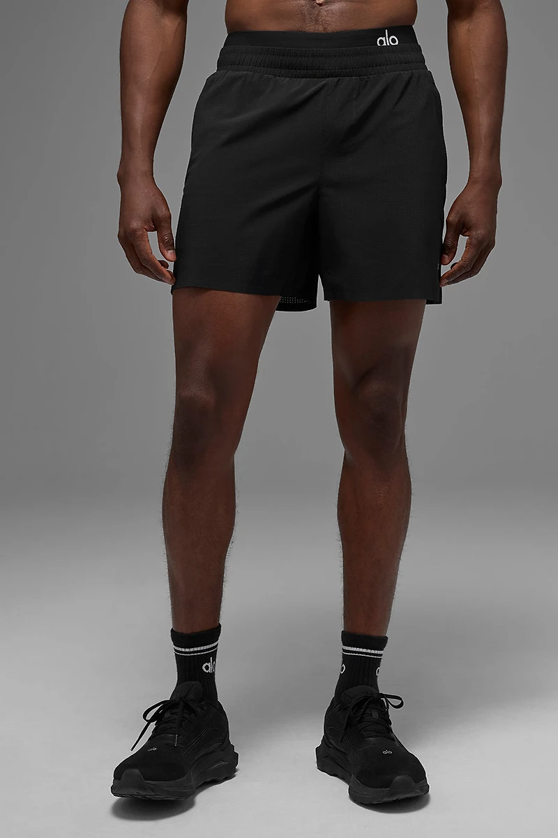 5" Traction Running Short