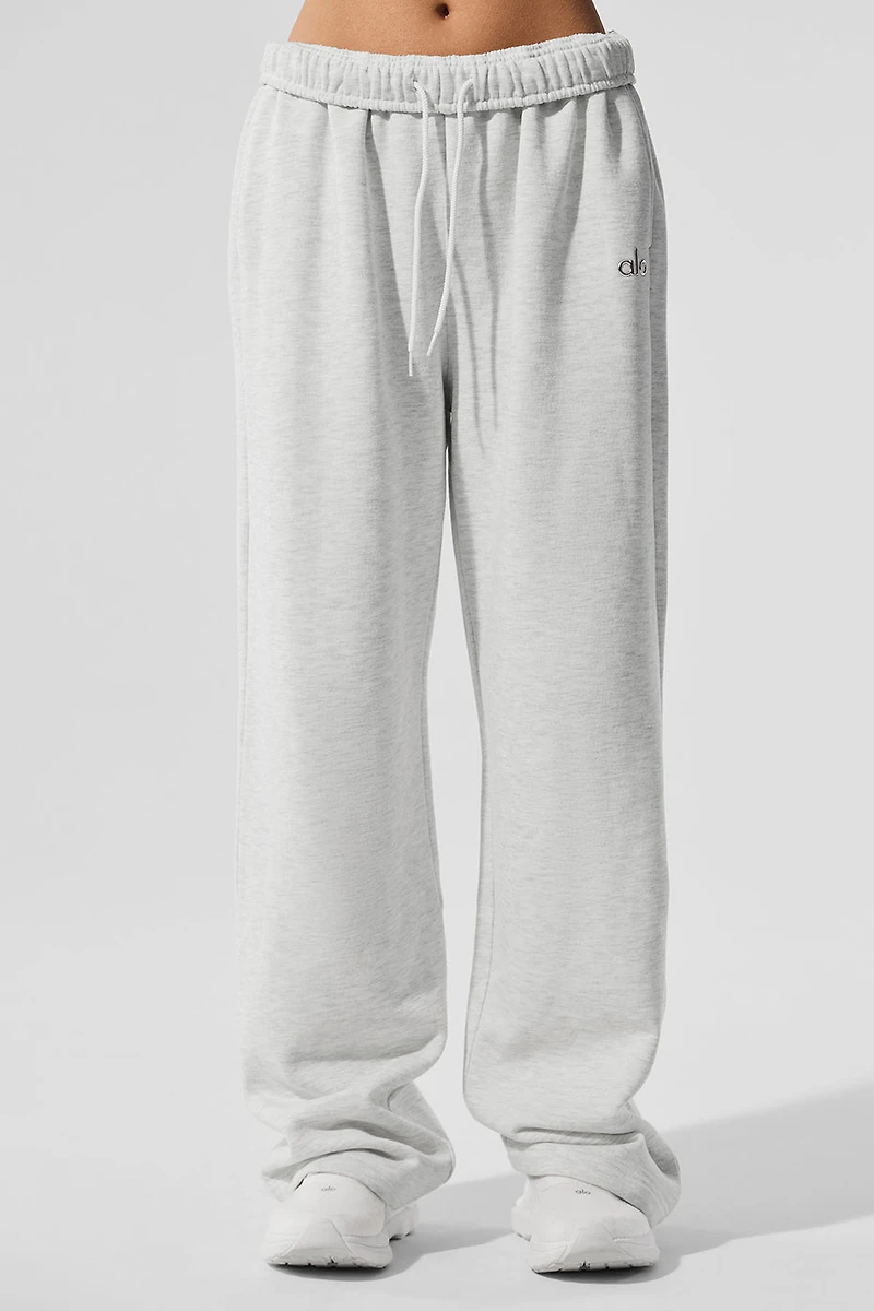 Accolade Straight Leg Sweatpant