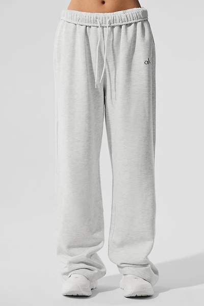 Accolade Straight Leg Sweatpant