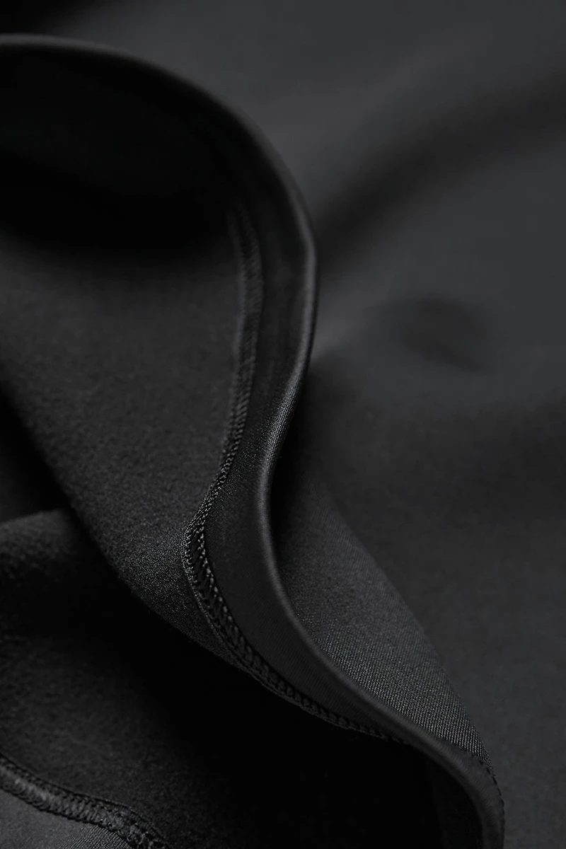 Airbrush Winter Warm Nocturne Long Sleeve