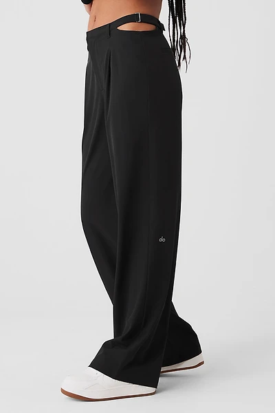 Mid-Rise Showdown Trouser
