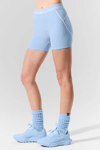 4” Alosoft High-Waist Heart Throb Short - Seashell Blue Heather/White