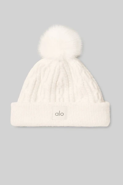Cable Knit Beanie - Ivory