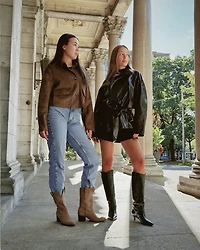 Veneza Black Leather